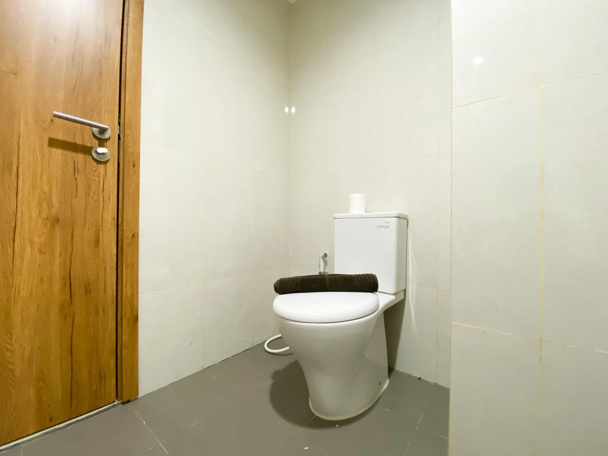Apartemen Simply Gateway Park Lrt By Travelio